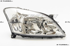 Передняя фара (правая)