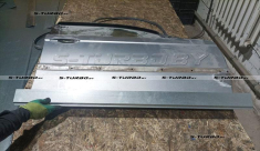 Дверь передняя либо задняя (левая=правая) нижняя наружная часть, ремкомплект