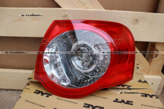 Задний фонарь (правый) наружный