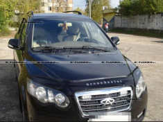 Дефлектор капота