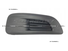 Решетка в бампер (правая) без отв. под противотуманку