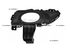 Решетка в бампер (левая) с отв. под противотуманку