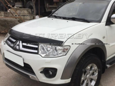 Дефлектор капота