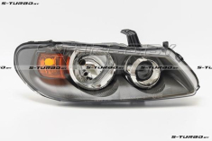 Передняя фара (правая) серый корпус