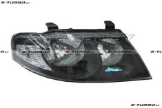 Передняя фара (правая) темная