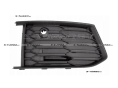 Решетка в бампер (правая) с отв. под парктроник, для версии s-line