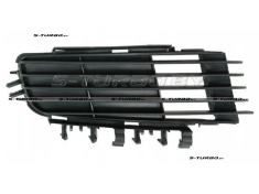 Решетка в бампер (правая) для версии без противотуманки