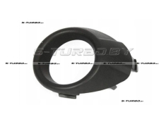 Рамка противотуманной фары (левая) черная