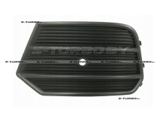 Решетка в бампер (левая) с отв. под парктроник