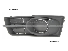 Решетка в бампер (левая) без отв. под противотуманку