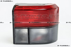 Задний фонарь (правый) красно-дымчатый