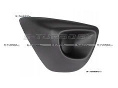 Решетка в бампер (правая) без отв. под противотуманку