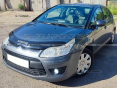 Дефлектор капота