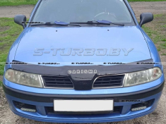 Дефлектор капота