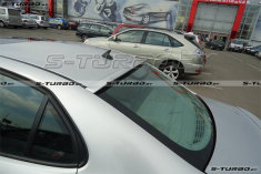 Козырек на заднее стекло