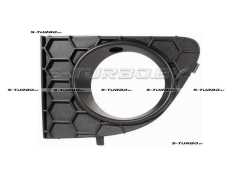 Решетка в бампер (левая) с отв. под противотуманку