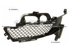 Решетка в бампер (левая) без отв. под противотуманку