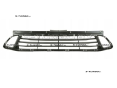 Решетка в бампер (центральная) без отв. под парктроники