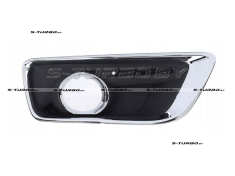 Решетка в бампер (правая) с отв. под противотуманку, с хромом