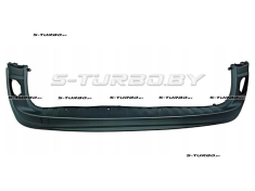 Бампер задний (черный) цельный, с накладками