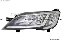 Передняя фара (левая) светлая