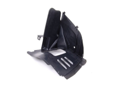 Подкрылок передний (правый) передняя часть, для версий 220 / 230