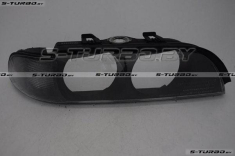 Стекло передней фары (правое) с тонированным поворотом, без внутренних стекол