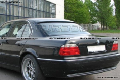 Козырек на заднее стекло