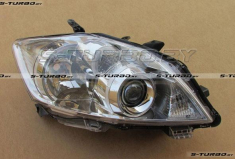 Передняя фара (правая)