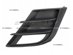 Решетка в бампер (левая) с отв. под противотуманку, закрытая, 2009-2011