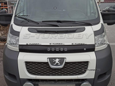 Дефлектор капота