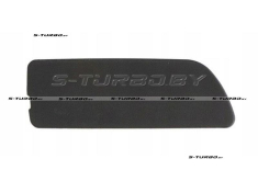 Заглушка отверстия крюка (передняя) левая