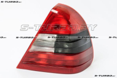 Задний фонарь (правый) 1993-1997, красно-белый