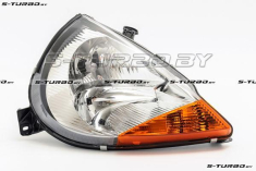 Передняя фара (правая) желтый поворот