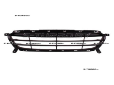 Решетка в бампер (центральная)