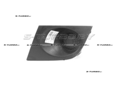 Решетка в бампер (левая) без отв. под противотуманку