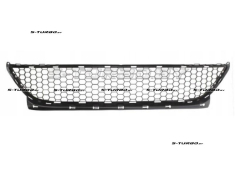 Решетка в бампер (центральная)
