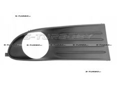 Решетка в бампер (правая) с отв. под противотуманку