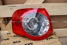 Задний фонарь (левый) наружный