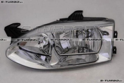 Передняя фара (левая) прозрачное стекло