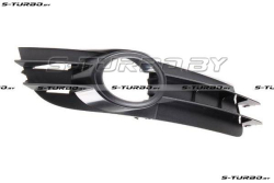 Решетка в бампер (правая) бензиновая версия