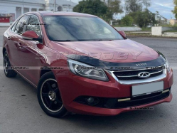 Дефлектор капота