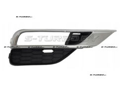 Решетка в бампер (правая) с отв. под противотуманку