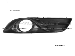 Решетка в бампер (правая) с отв. под противотуманку