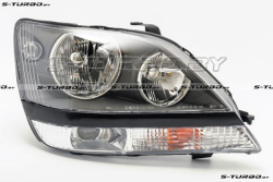 Передняя фара (правая) темная