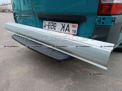 Порог (правый) 2 дв / 4 дв, короткая база, наружная часть, ремкомплект