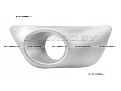 Решетка в бампер (левая) с отв. под противотуманку