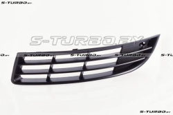 Решетка в бампер (левая) без отв. под противотуманку