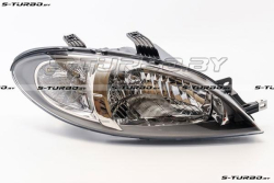 Передняя фара (правая)