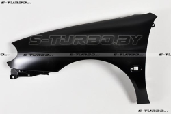 Крыло переднее (левое) с отв. под повторитель, оцинкованная сталь